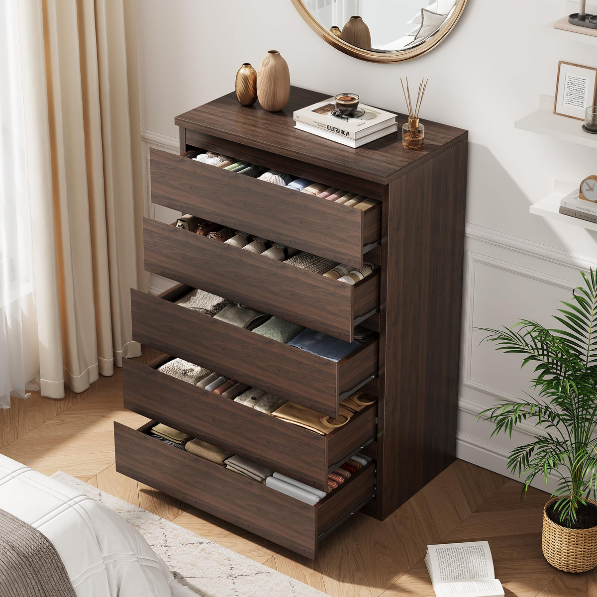 Brown 5 Drawer Wood Dresser O53559