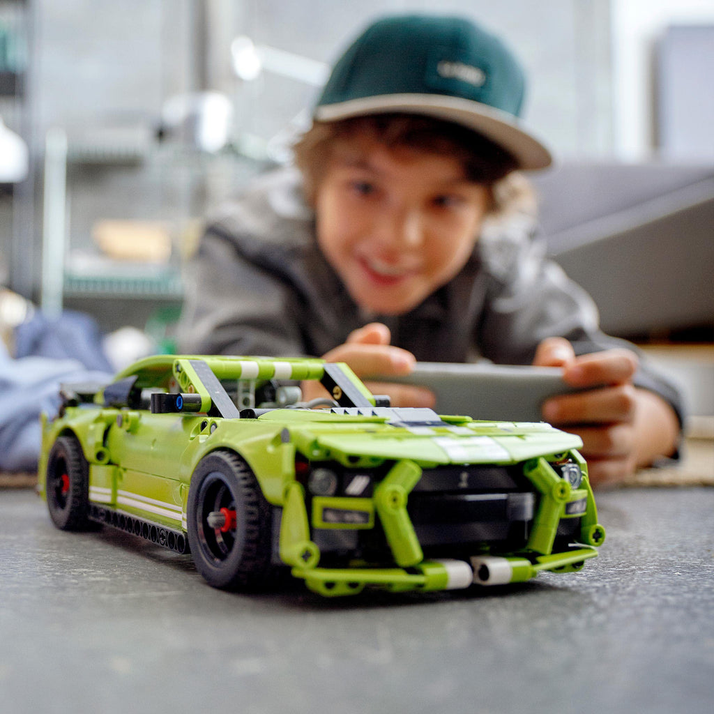 Technic Ford Mustang Shelby GT500 B7936