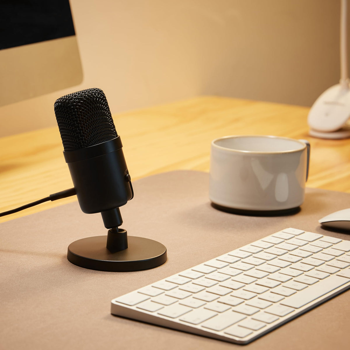 USB Condenser Microphone with Adjustable Stand, Black G52649